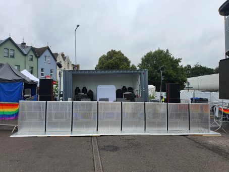 Crowd barrier package 3